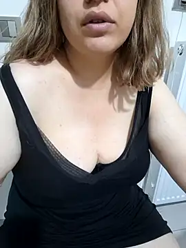 cansuozell online show from 9, 9, 2025