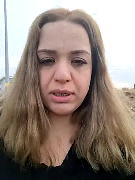 Snapshot of cansuozell chatting on 26, 11, 2025 cansuozell online show from 26, 11, 2025