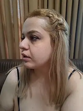 cansuozell online show from 22, 4, 2026