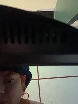 Snapshot of dulce_celeste15 chatting on 22, 11, 2025 dulce celeste15 online show from 22, 11, 2025