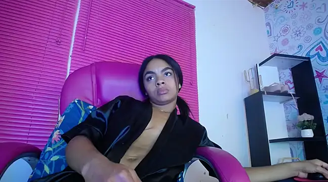 KOURTNEY-- online show from 12, 3, 2025