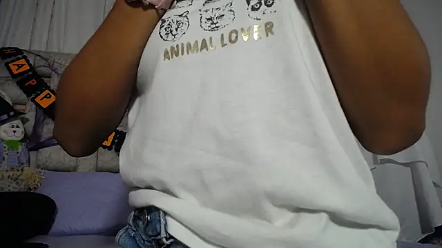 KOURTNEY-- online show from 9, 10, 2025