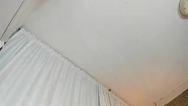 KOURTNEY-- online show from 15, 2, 2026