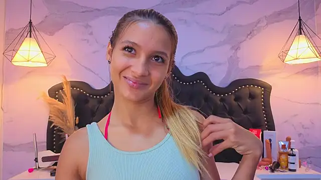 Carohorny4u online show from 17, 5, 2026