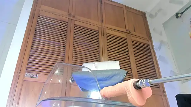 zoe backer online show from 11, 10, 2025