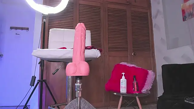 zoe backer online show from 18, 10, 2025