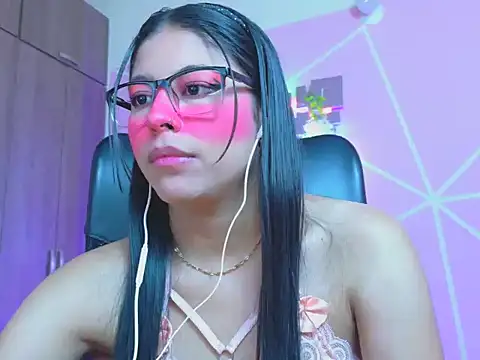 Snapshot of _ALLYSON18_ chatting on 25, 4, 2026 ALLYSON18 online show from 25, 4, 2026