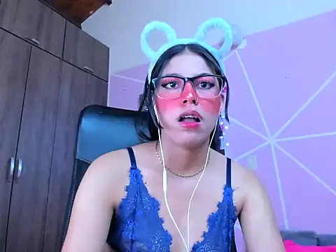  ALLYSON18  online show from 2, 3, 2025