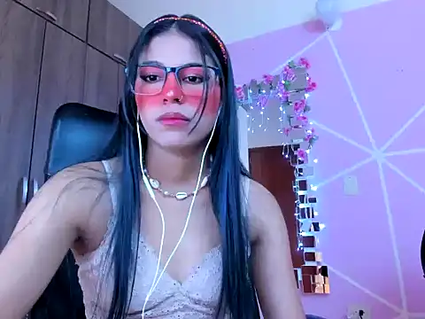  ALLYSON18  online show from 12, 3, 2025