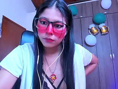  ALLYSON18  online show from 4, 10, 2025