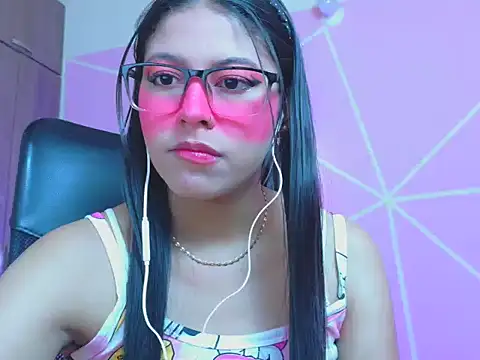 Snapshot of _ALLYSON18_ chatting on 28, 4, 2026 ALLYSON18 online show from 28, 4, 2026