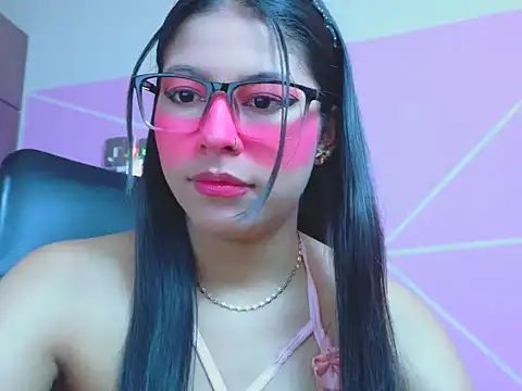 Snapshot of _ALLYSON18_ chatting on 4, 5, 2026 ALLYSON18 online show from 4, 5, 2026