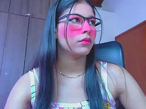 Snapshot of _ALLYSON18_ chatting on 3, 6, 2026 ALLYSON18 online show from 3, 6, 2026