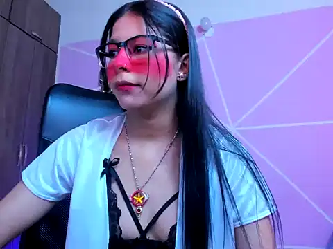  ALLYSON18  online show from 5, 12, 2025