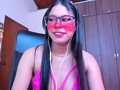  ALLYSON18  online show from 13, 9, 2025
