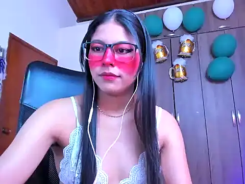  ALLYSON18  online show from 3, 10, 2025