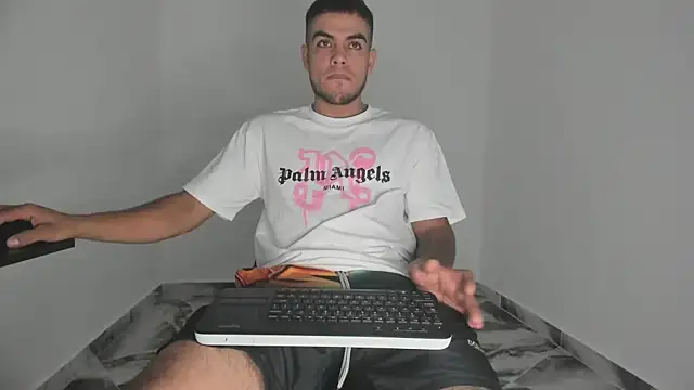 mikee scooth online show from 17, 11, 2025