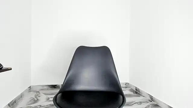 mikee scooth online show from 22, 3, 2026