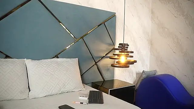 ammy durand online show from 7, 4, 2026