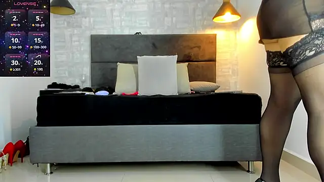 missnatash online show from 15, 12, 2025