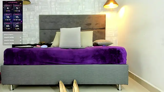 Snapshot of missnatash chatting on 7, 3, 2025 missnatash online show from 7, 3, 2025