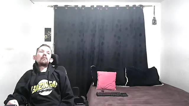 Sophia and Thomas online show from 28, 12, 2024