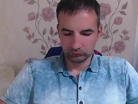 Snapshot of Leo_1617 chatting on 1, 6, 2026 Leo 1617 online show from 1, 6, 2026