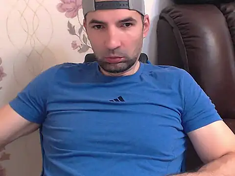 Snapshot of Leo_1617 chatting on 21, 6, 2026 Leo 1617 online show from 21, 6, 2026
