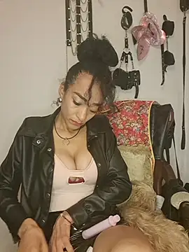 SamaraMartinez online show from 24, 4, 2026