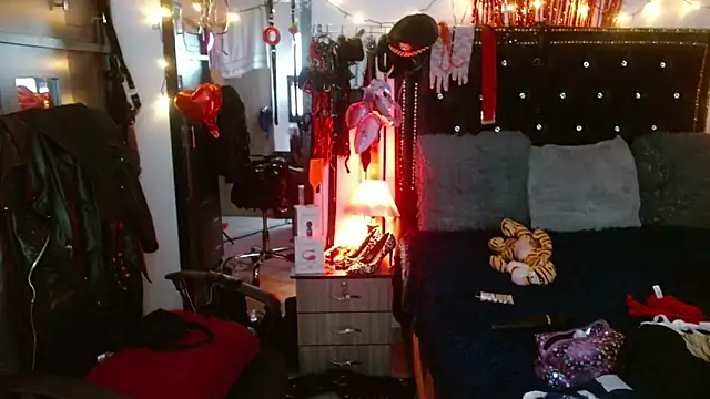 SamaraMartinez online show from 6, 2, 2026