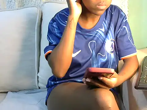 Snapshot of Caryyyl chatting on 13, 10, 2025 Caryyyl online show from 13, 10, 2025