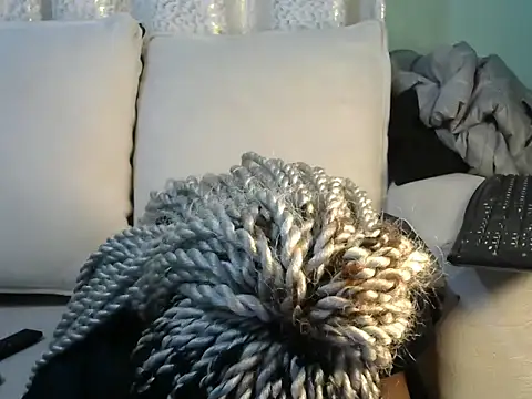 Caryyyl online show from 18, 12, 2025