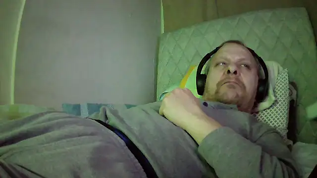 Snapshot of amylrmm1903 chatting on 22, 2, 2025 amylrmm1903 online show from 22, 2, 2025