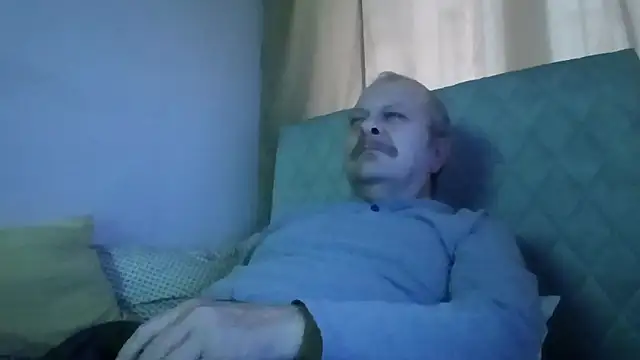 amylrmm1903 online show from 11, 11, 2025