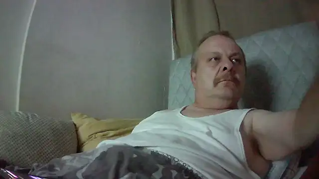 Snapshot of amylrmm1903 chatting on 9, 9, 2025 amylrmm1903 online show from 9, 9, 2025