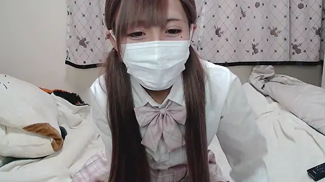 Snapshot of _hiyor_ chatting on 13, 2, 2025 hiyor online show from 13, 2, 2025