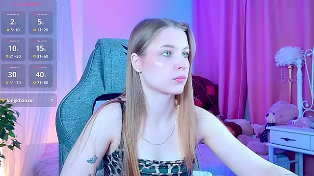 CuteMousee online show from 14, 12, 2025