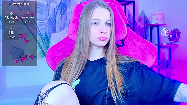 CuteMousee online show from 13, 3, 2026