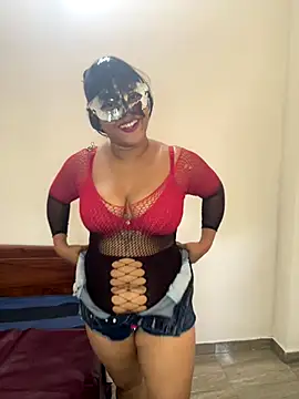 Snapshot of thushani24 chatting on 1, 10, 2025 thushani24 online show from 1, 10, 2025