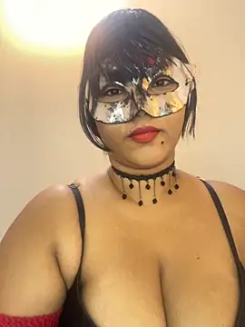 Snapshot of thushani24 chatting on 13, 9, 2025 thushani24 online show from 13, 9, 2025
