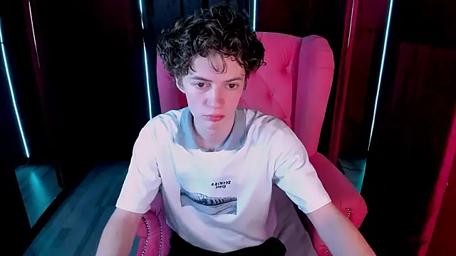 LukeSweet online show from 13, 3, 2026