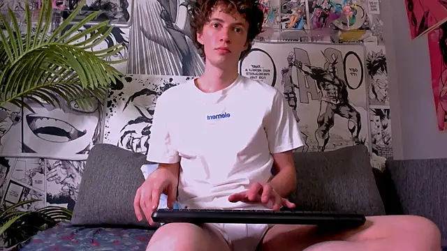 Snapshot of LukeSweet chatting on 8, 5, 2026 LukeSweet online show from 8, 5, 2026