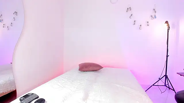 Sweetluna   online show from 5, 10, 2025