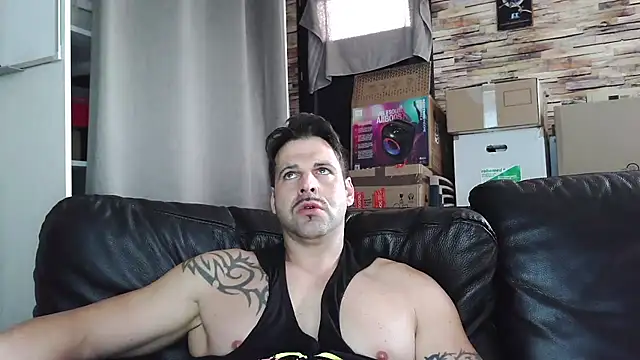 XxBigboybandxX online show from 25, 2, 2026