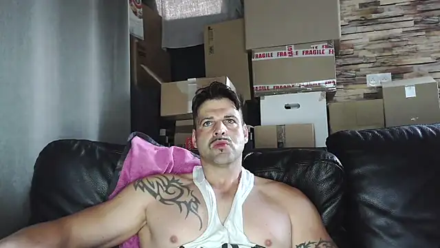 XxBigboybandxX online show from 19, 4, 2026