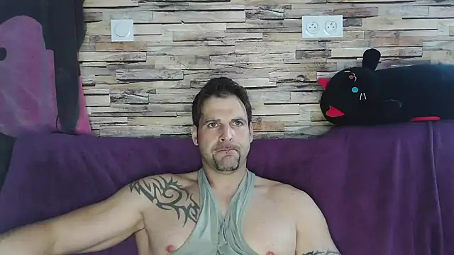 XxBigboybandxX online show from 21, 2, 2025