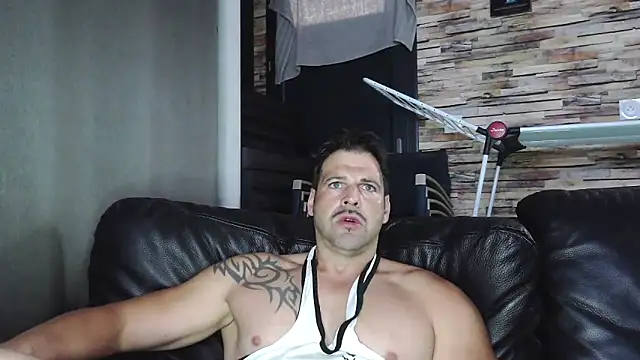 XxBigboybandxX online show from 25, 10, 2025