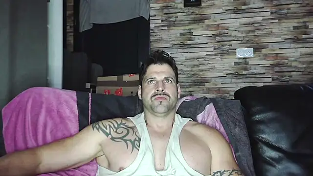 XxBigboybandxX online show from 10, 2, 2026