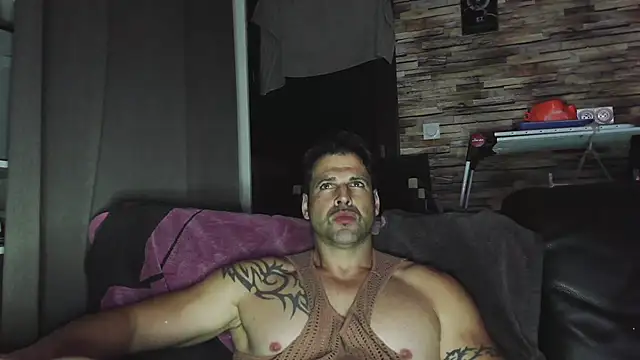 XxBigboybandxX online show from 17, 11, 2025