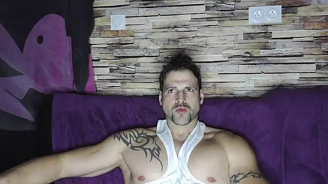 XxBigboybandxX online show from 1, 2, 2025
